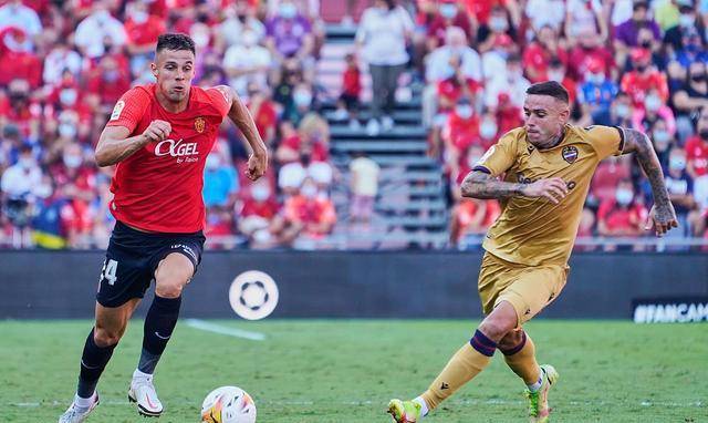 包含阿尔梅里亚遭遇失利，降级区加深的词条