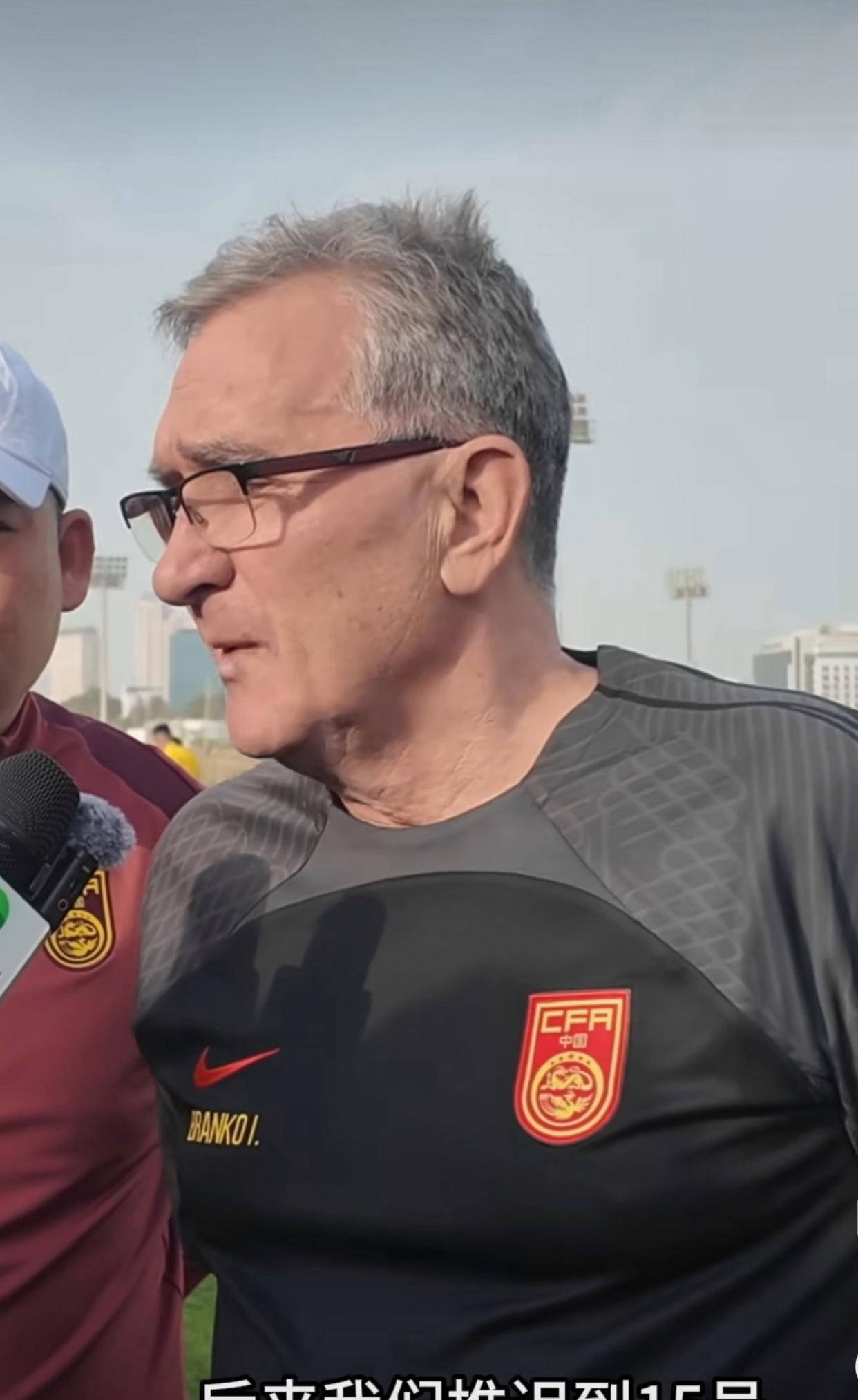 开云体育中国-包含足球职业生涯展望喜人，更多球员崭露头角的词条