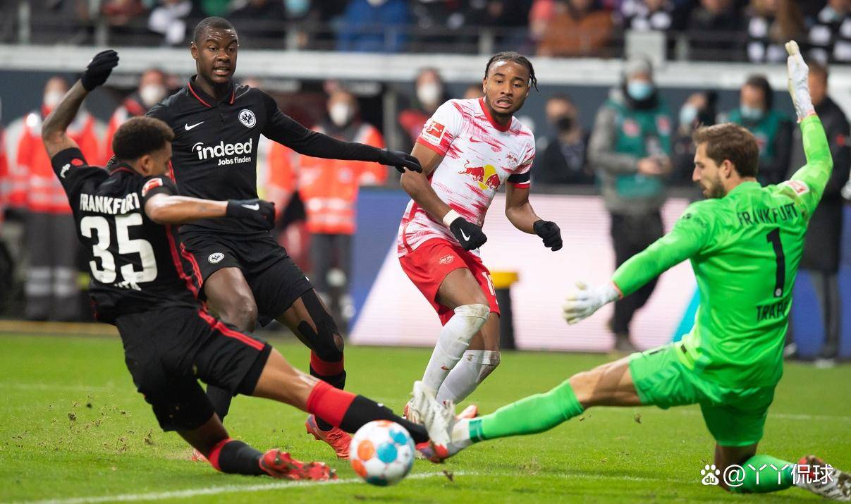 法兰克福客场逆转失败，德甲争冠形势严峻的简单介绍