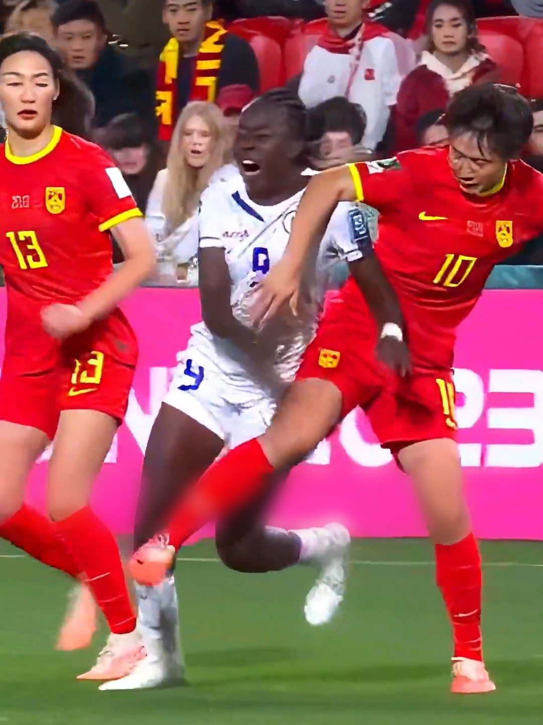 专家解读女足战术，赛场上的关键因素的简单介绍