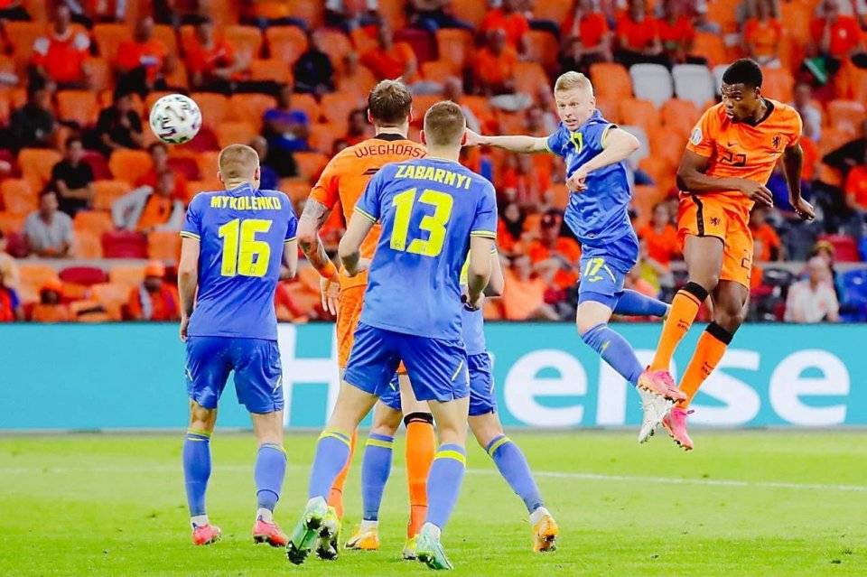 开云体育-荷兰队对阵奥地利队，展开惊心动魄的足球角逐！的简单介绍