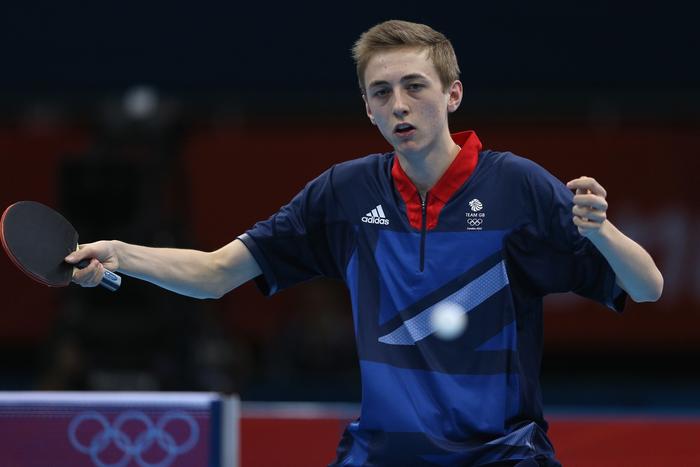 包含墨西哥乒乓球选手精准发挥，闯入四强的词条