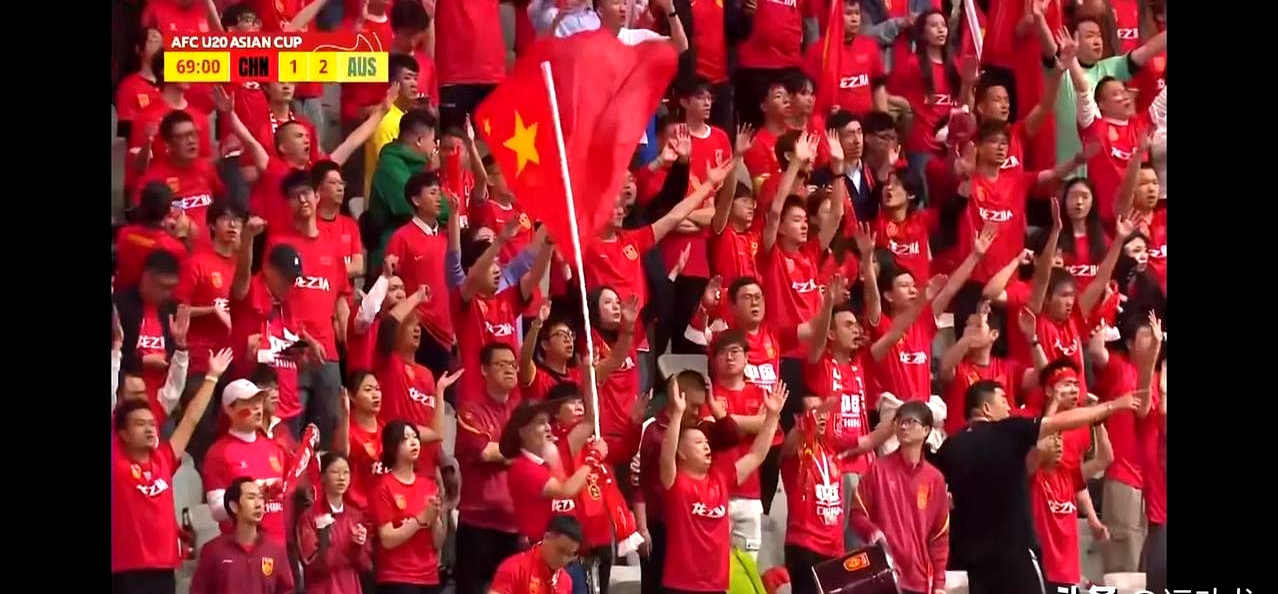 足球联赛中一幕幕精彩时刻让人心潮澎湃的简单介绍