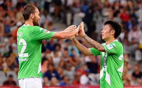 欧赛最热门球队获得大胜，锁定淘汰赛资格