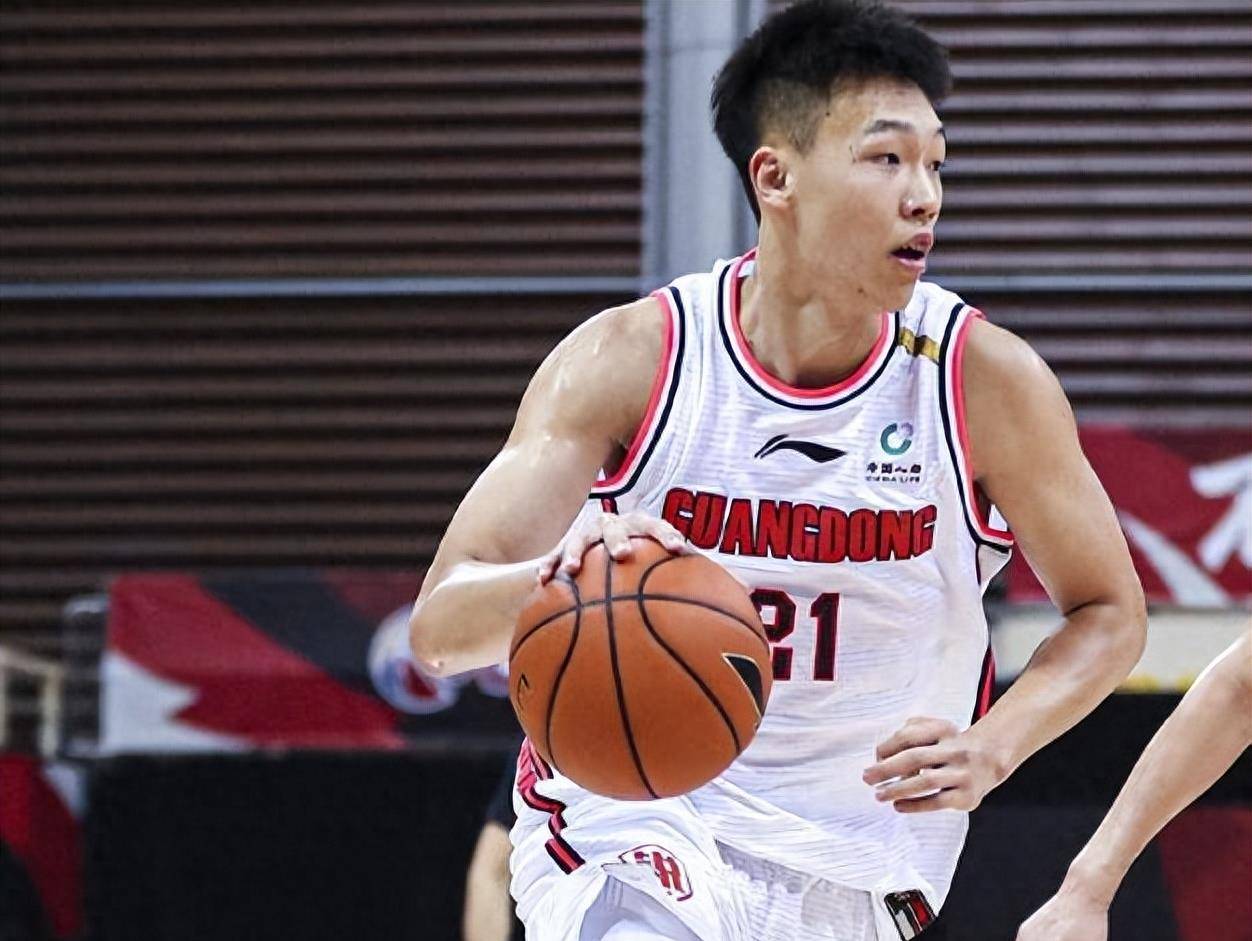 贵州男篮比赛表现让人耳目一新，备受鼓舞的简单介绍