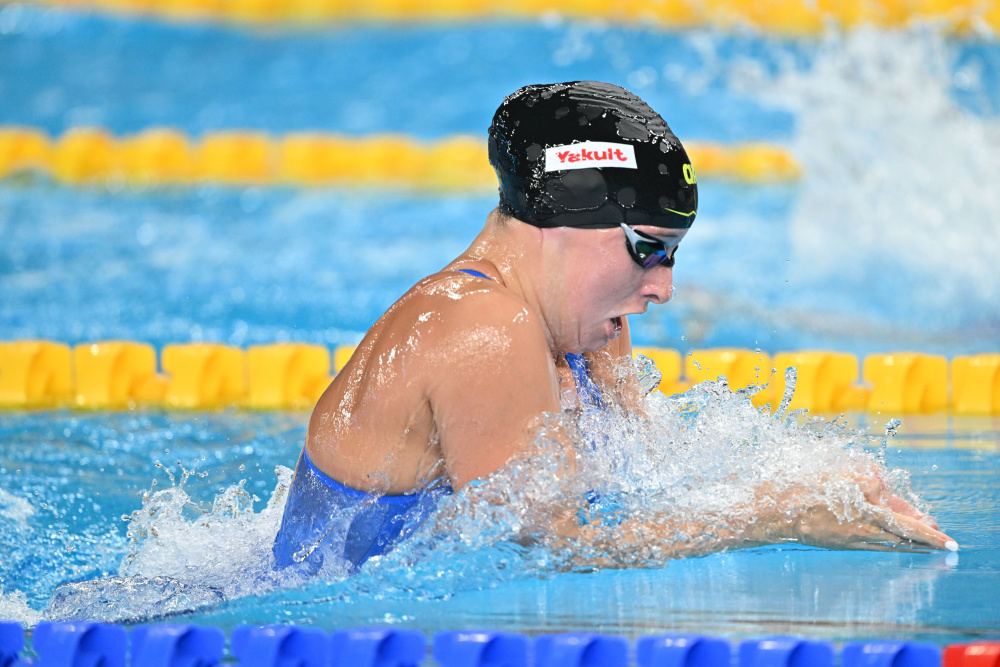 荷兰游泳选手刷新个人最好成绩，闯入决赛