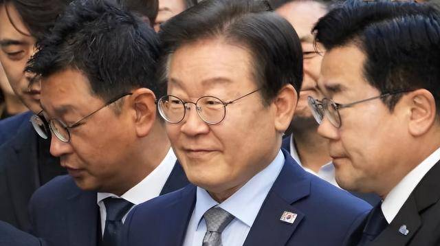 开云体育-塞维利亚欲夺冠，团队合作成关键