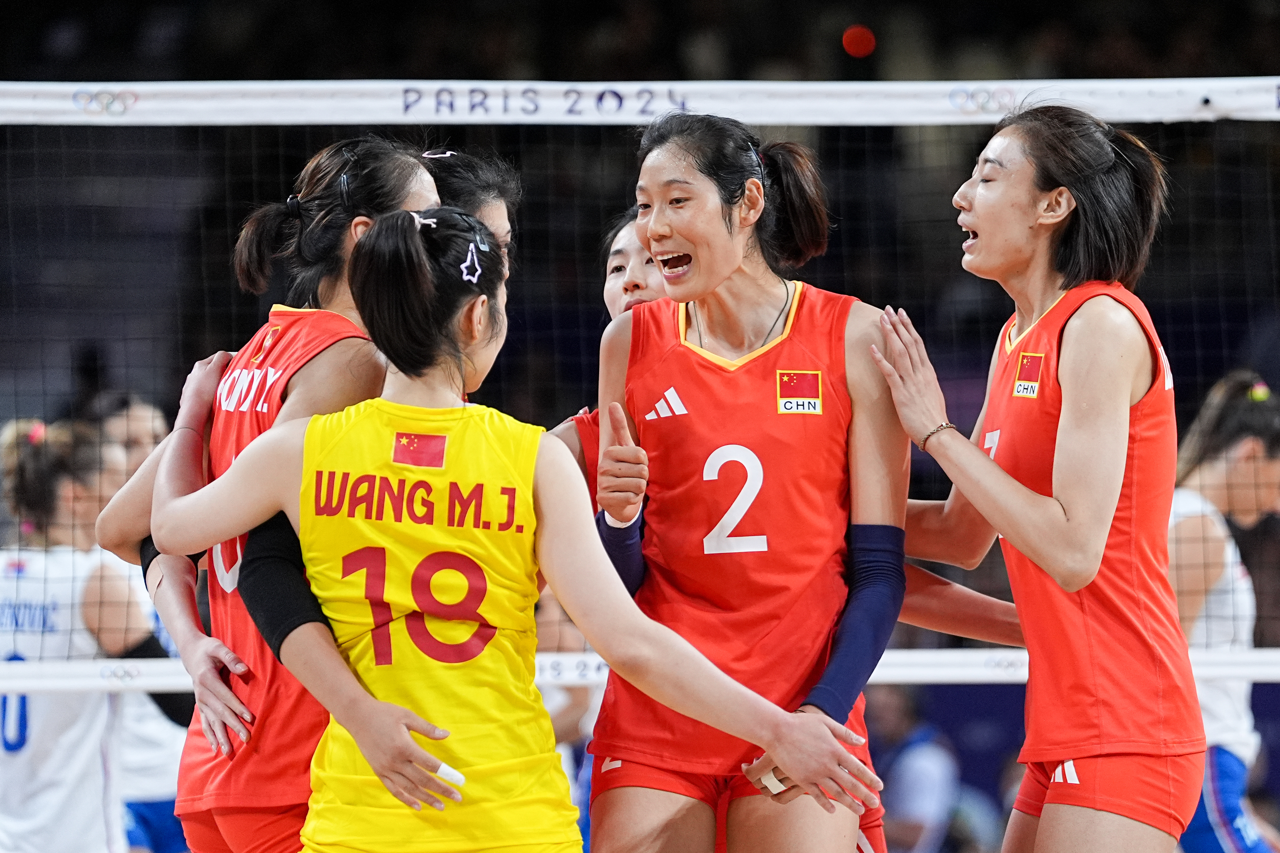 中国女排挑战巴西，誓夺金牌