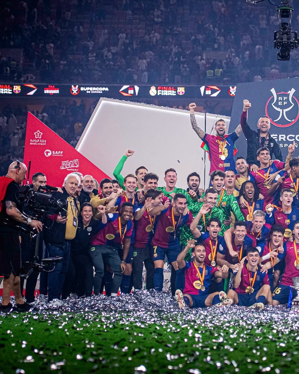 开云体育登录-阿贾克斯大胜切尔西，晋级半决赛