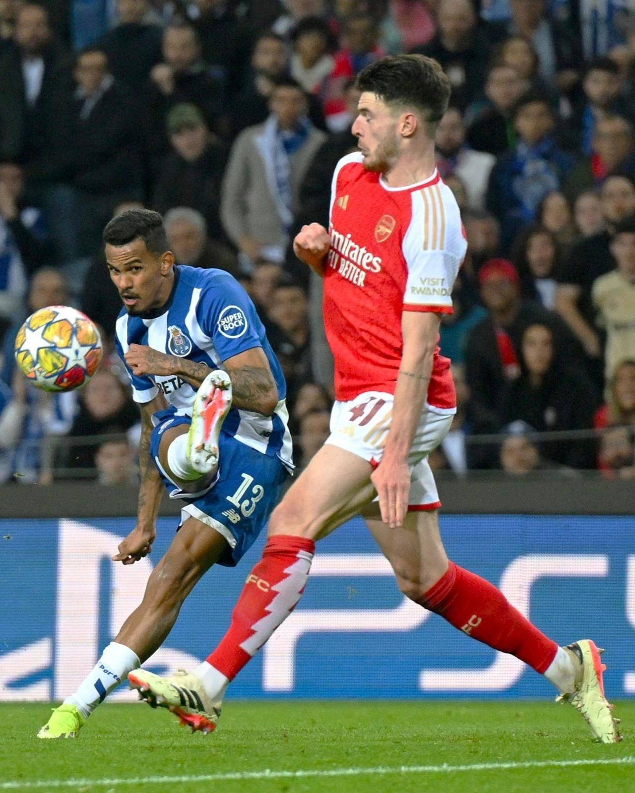 波尔图大胜对手，小组出线形势美好