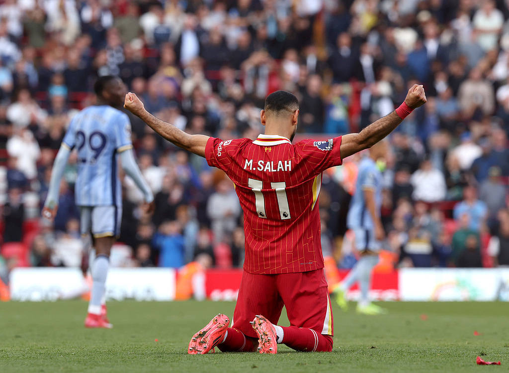 利物浦客场遭遇惨败，卫冕榜首颤抖的简单介绍
