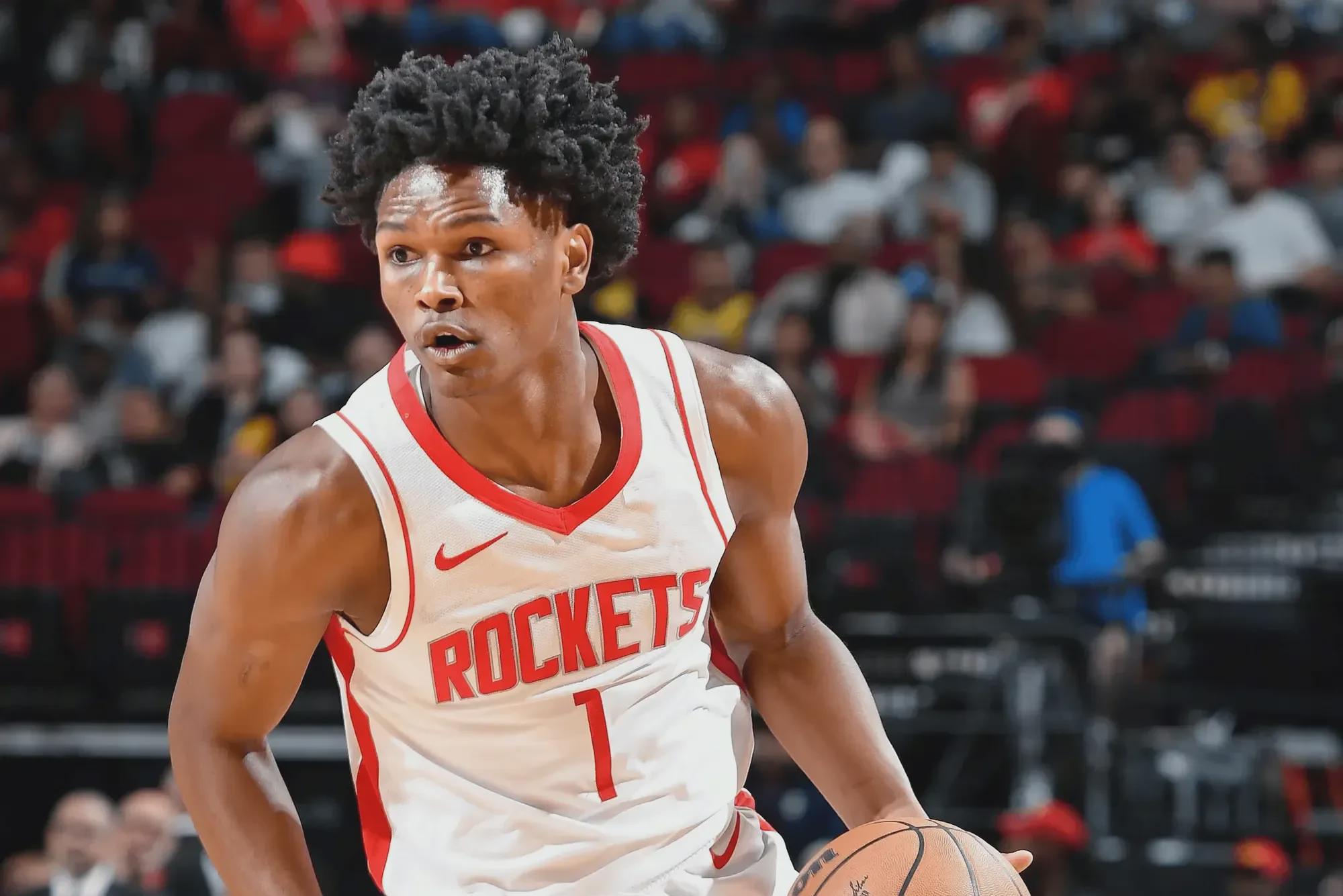 包含焕发新生：球队改变战术取得反弹胜利的词条