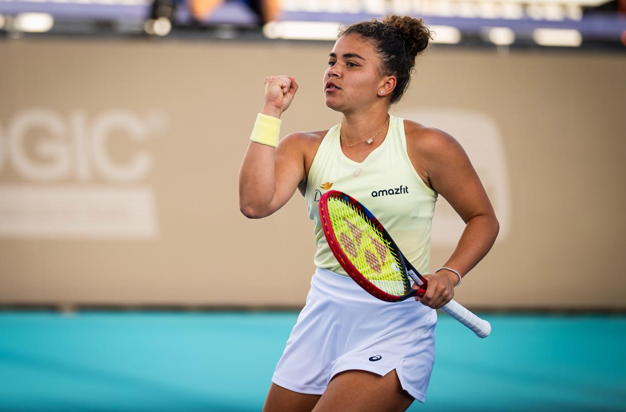 开云体育登录-关于意大利女足金靴出击，轻松击败对手跻身比赛四强的信息