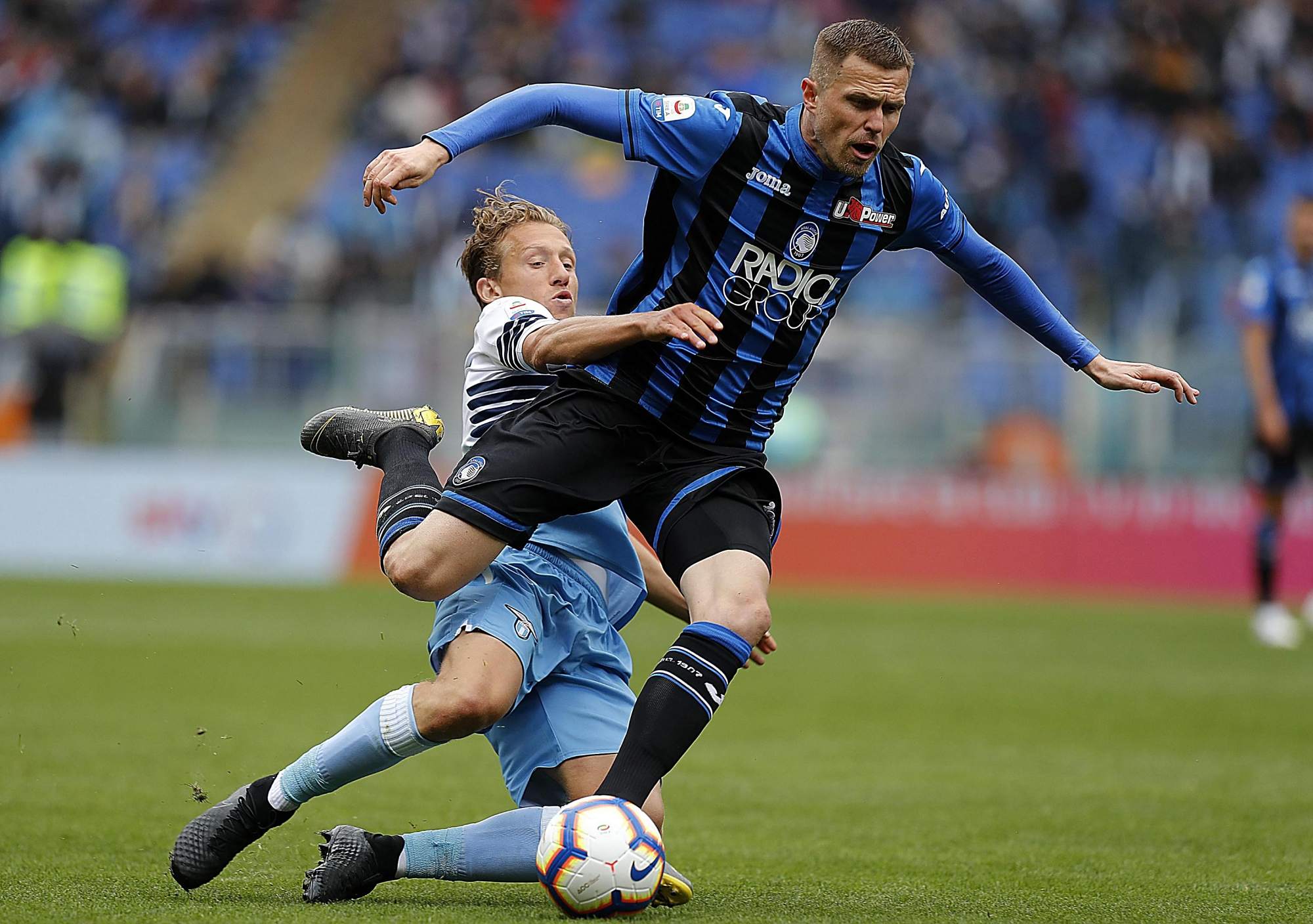 佛罗伦萨主场战胜桑普多利亚，取得关键胜利的简单介绍