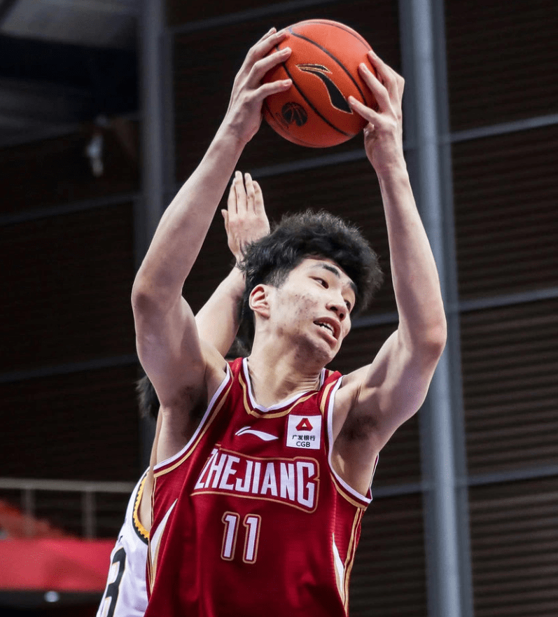 开云体育官方网站-江苏男篮走上不败之路，力争晋级